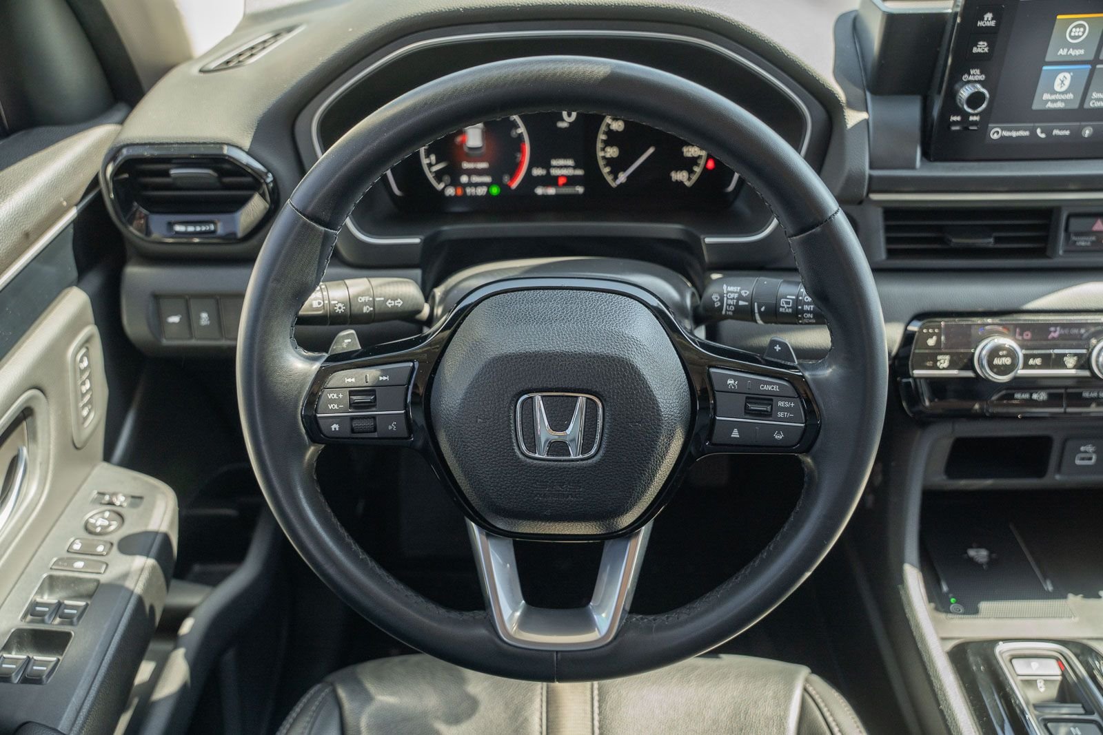Certified Used 2024  Honda Touring image 28