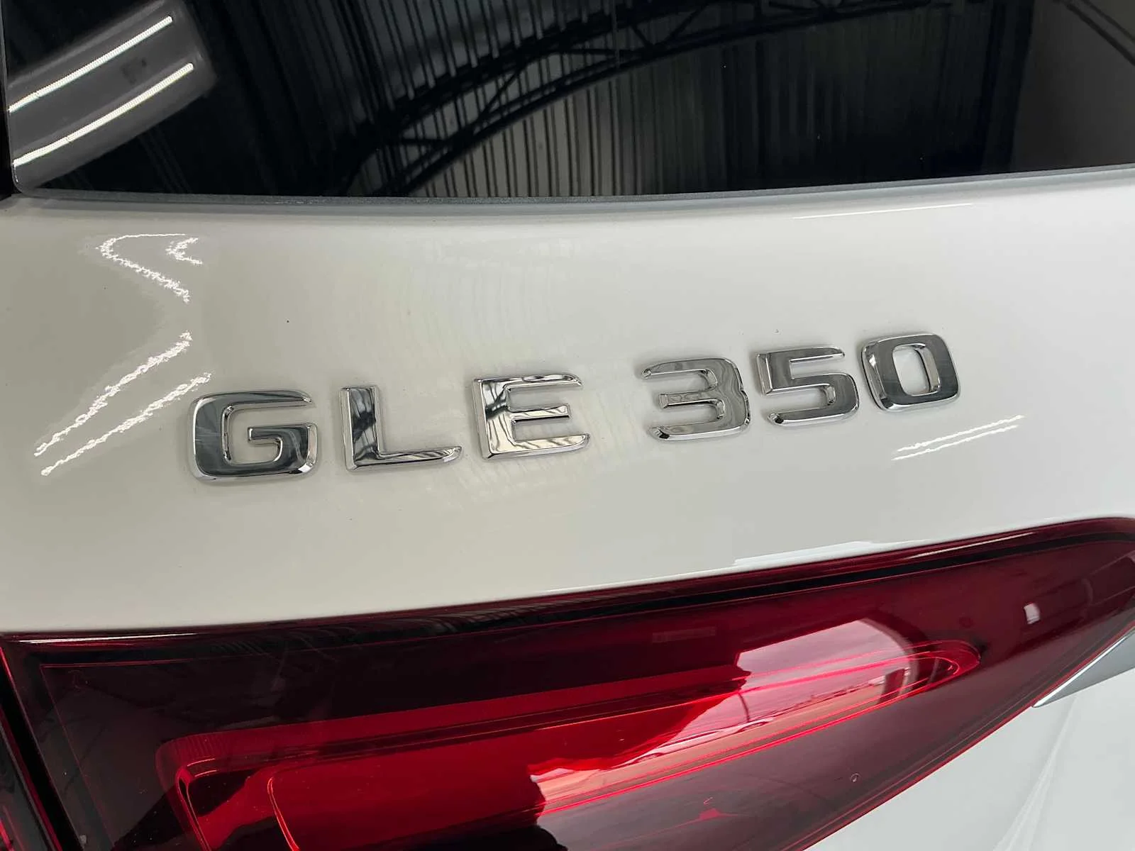 New 2026 Polar White Mercedes-Benz GLE 350 image 7