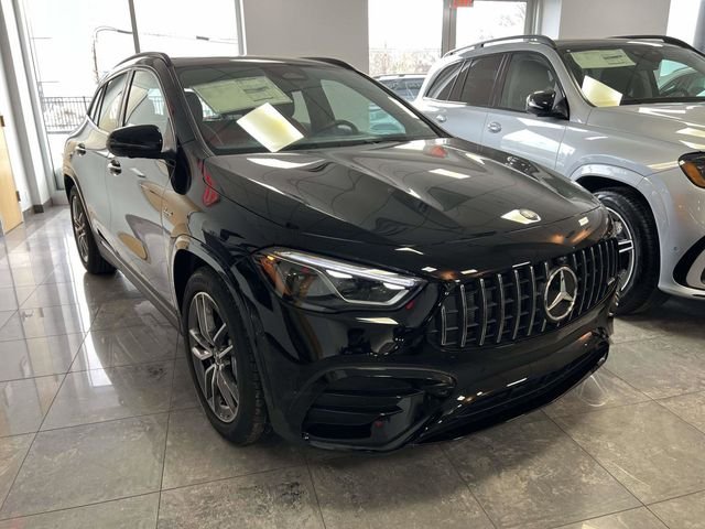 2026 Mercedes-Benz GLA GLA 35 AMG 4MATIC's photo