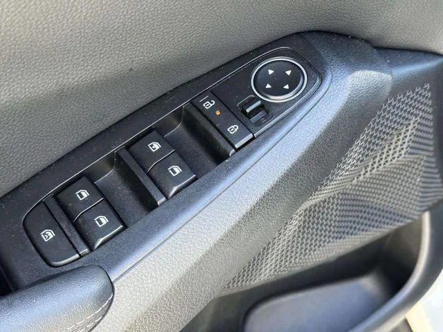 Used 2024 Clear White/Black Roof Kia S image 18