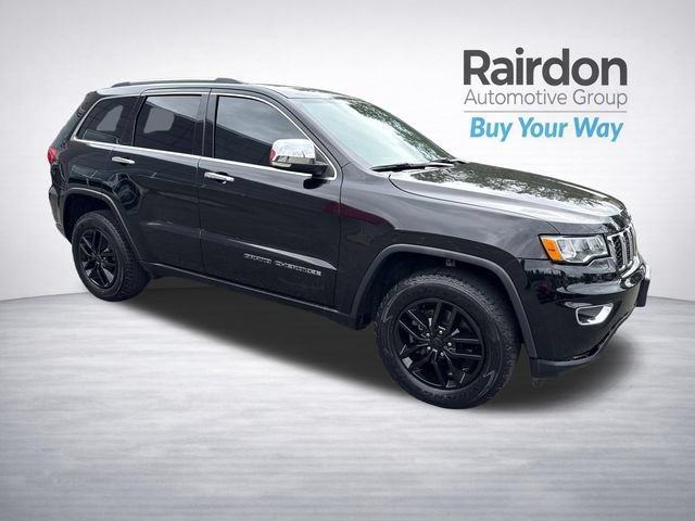 Used 2017 Diamond Black Crystal Pearlcoat Jeep Limited image 1