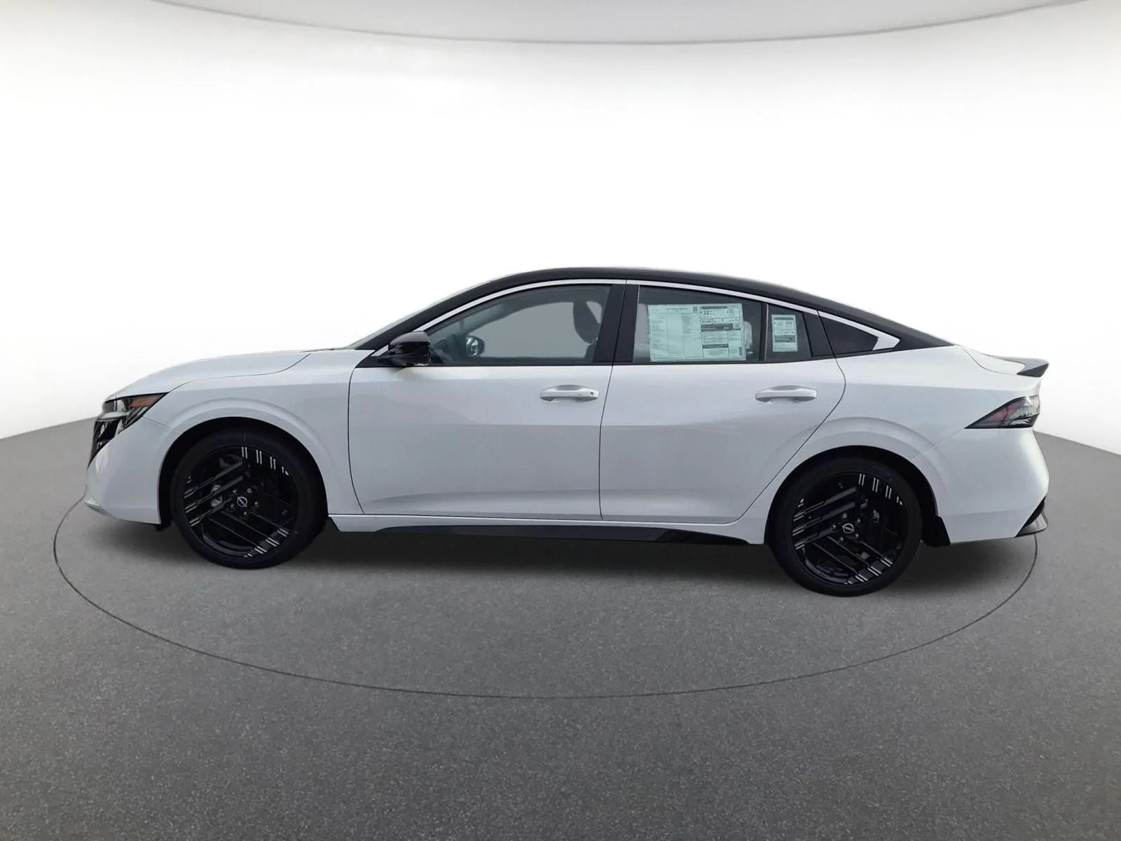 New 2027 Aspen White TriCoat / Super Black Two-tone Nissan SR image 9