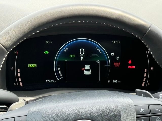 Used 2025  Toyota SE image 23