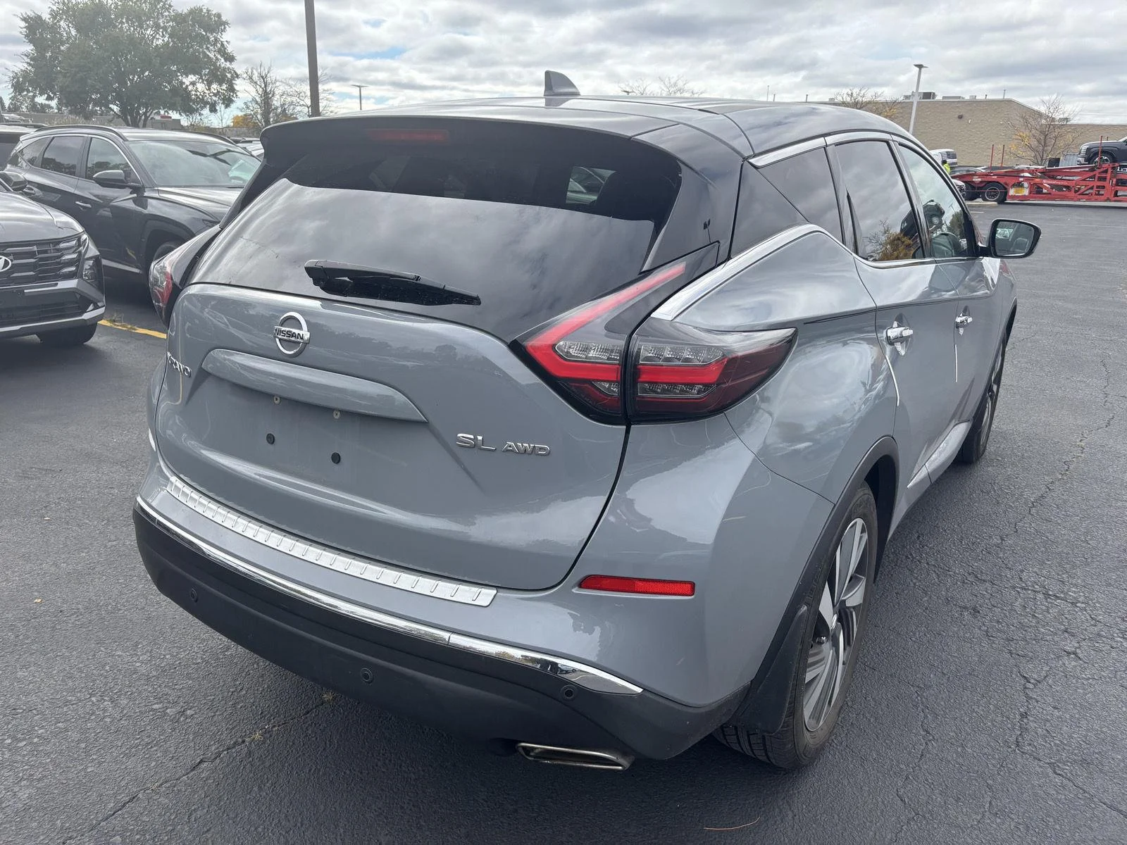 Used 2022 Boulder Gray Pearl Nissan SL image 7