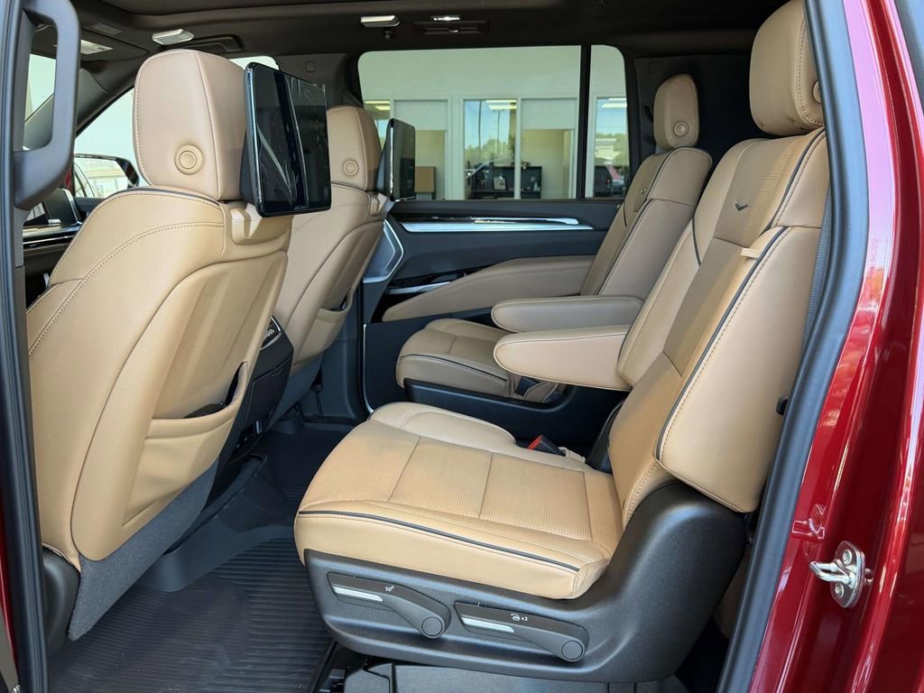 2026 Cadillac Escalade ESV Luxury - Photo 13