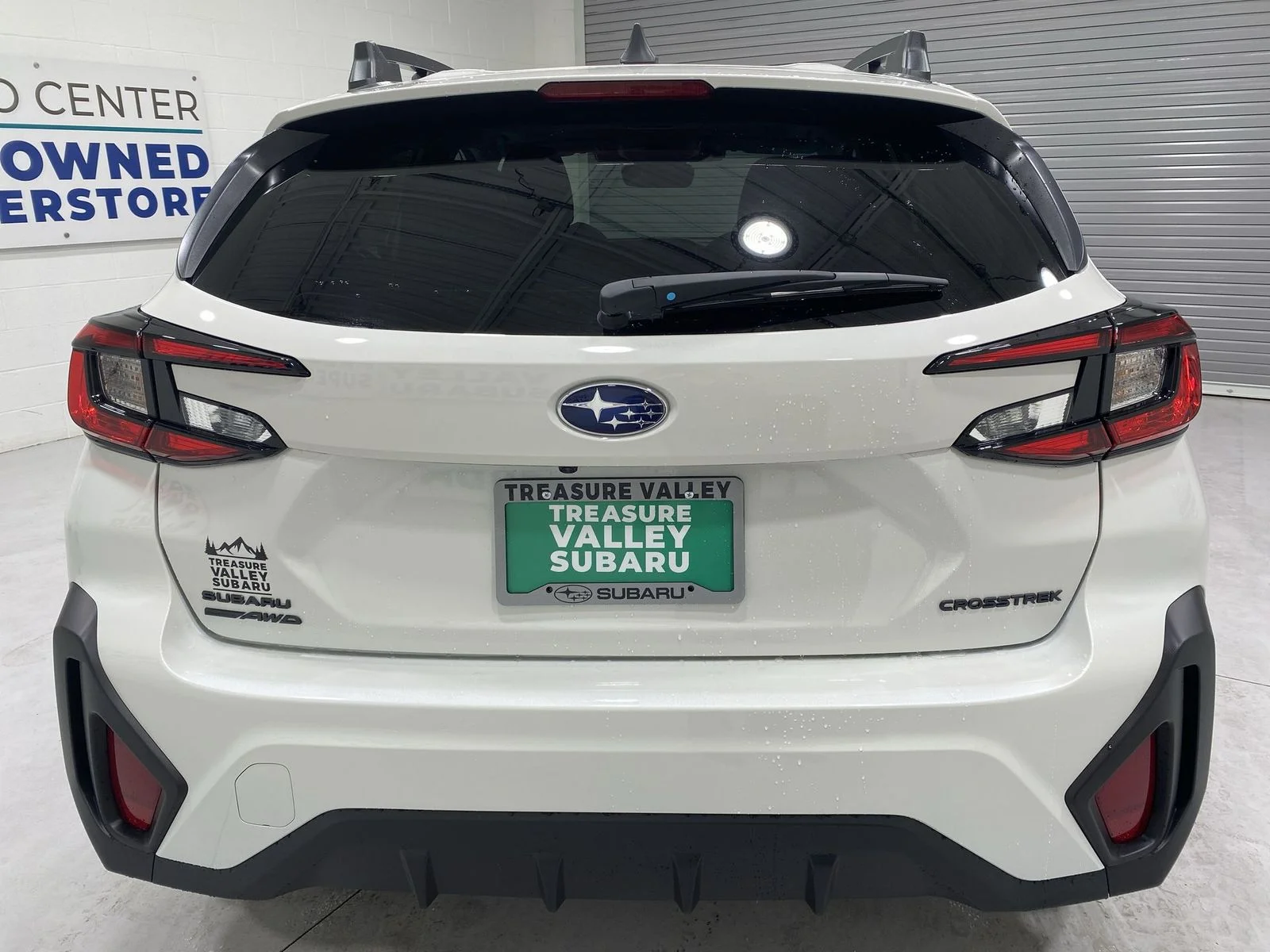 New 2026 CRYSTAL WHITE PEARL Subaru Premium image 7