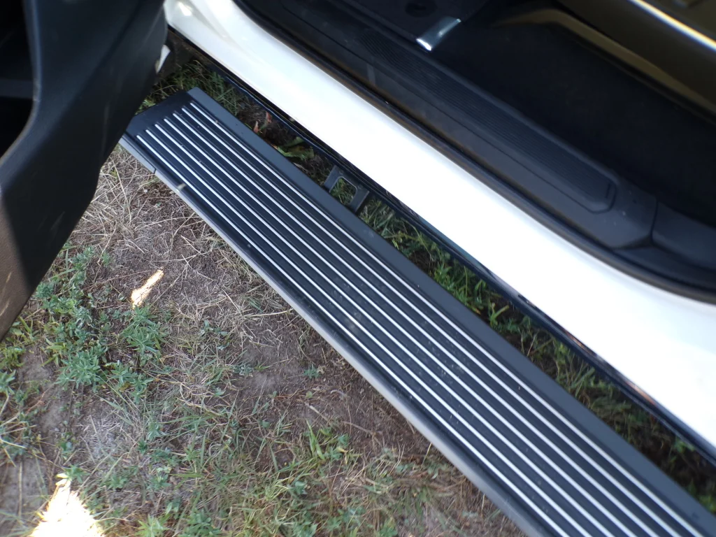 New 2026 Bright White Clearcoat Jeep Limited Altitude image 23