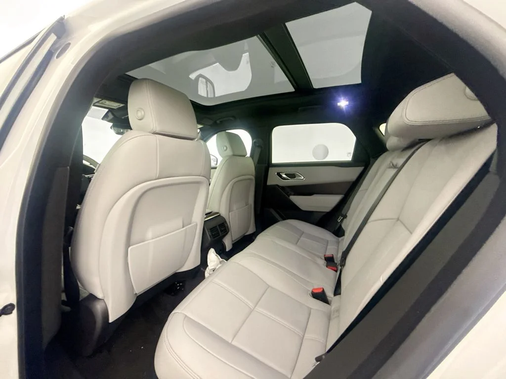 New 2026 Fuji White Land Rover Belgravia Edition image 24