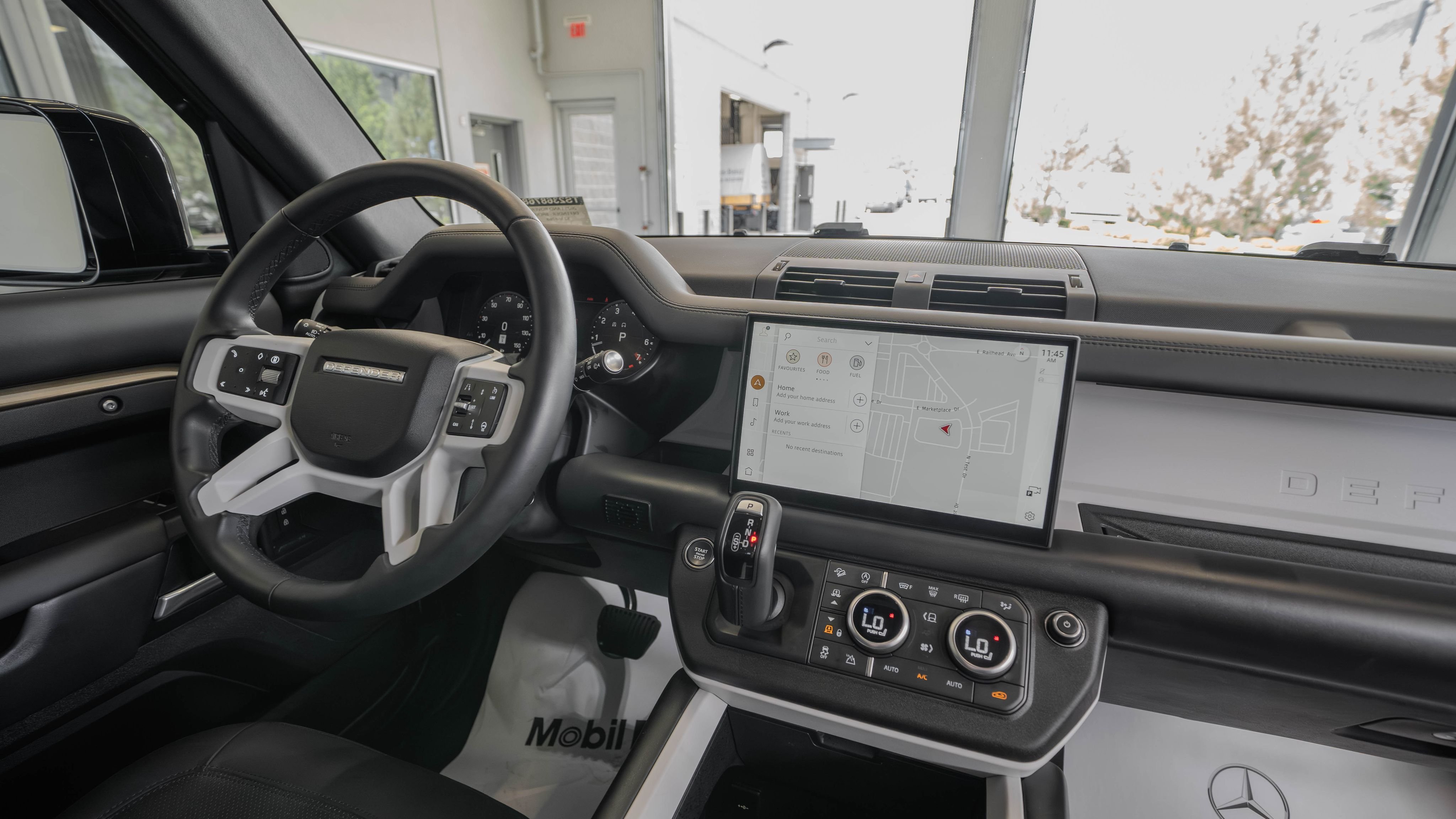 Used 2025 Gondwana Stone Metallic Land Rover S image 19