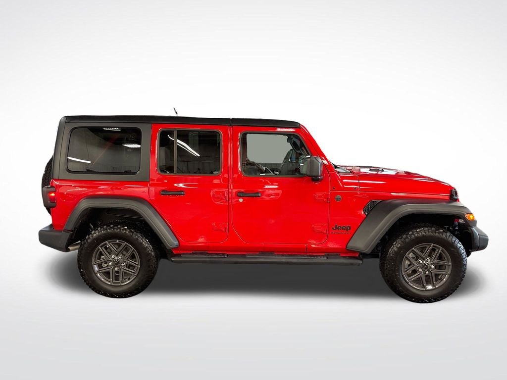 Used 2024 Red Jeep Sport S image 7
