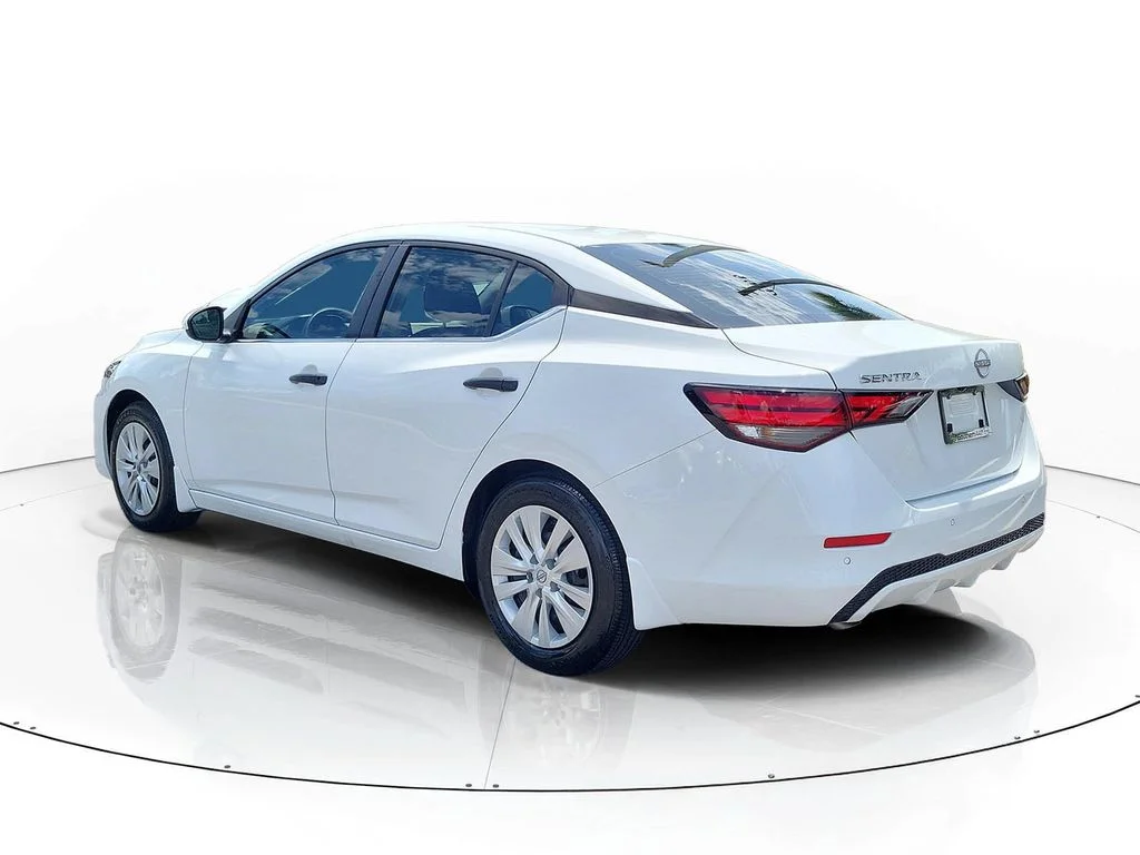 Certified Used 2025 White Nissan S image 5