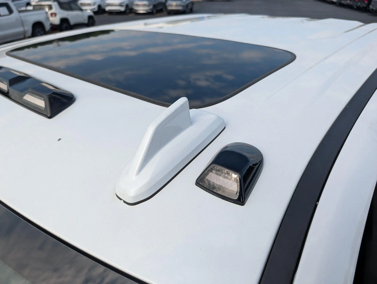 New 2026 Glacier White Tricoat GMC Denali Ultimate image 43