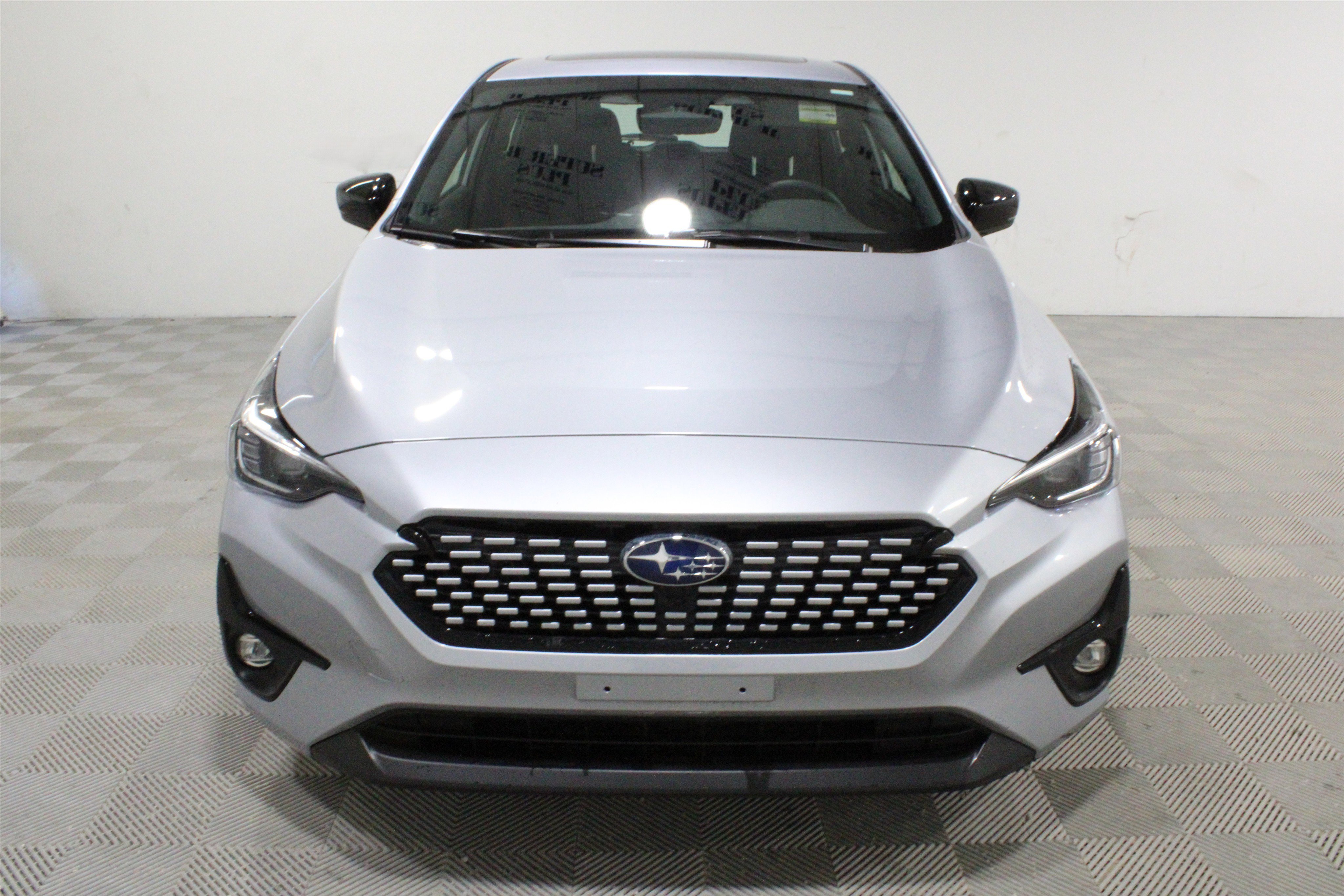 Used 2025 Ice Silver Metallic Subaru RS image 32