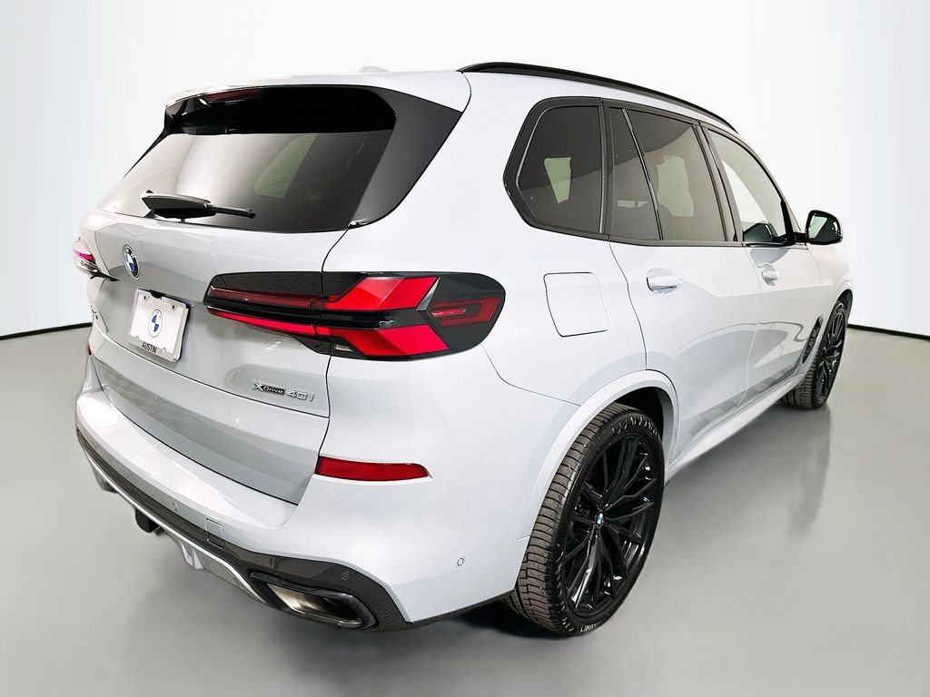 Used 2026 Brooklyn Grey Metallic BMW xDrive40i image 5