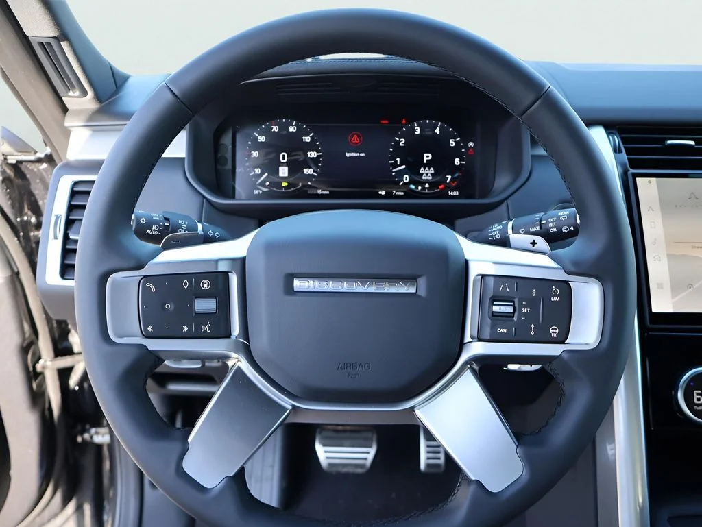 New 2026 Carpathian Grey Land Rover  image 31