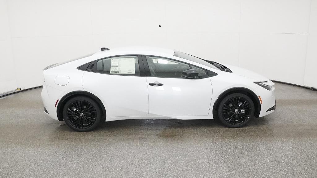 New 2026 Wind Chill Pearl Toyota Nightshade Edition image 35