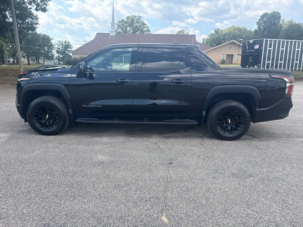 Used 2025 Chevrolet Silverado EV LT with VIN 1GC10ZED7SU410584 for sale in Reidsville, NC
