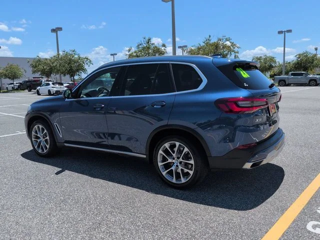 Used 2021 Blue BMW sDrive40i image 6