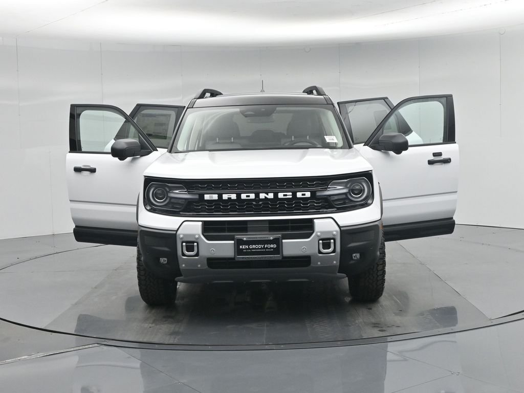 New 2026 Oxford White Ford Badlands image 32