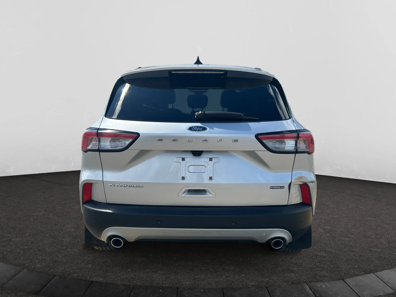 Used 2020 SILVER Ford TITANIUM HYBRID AWD image 4