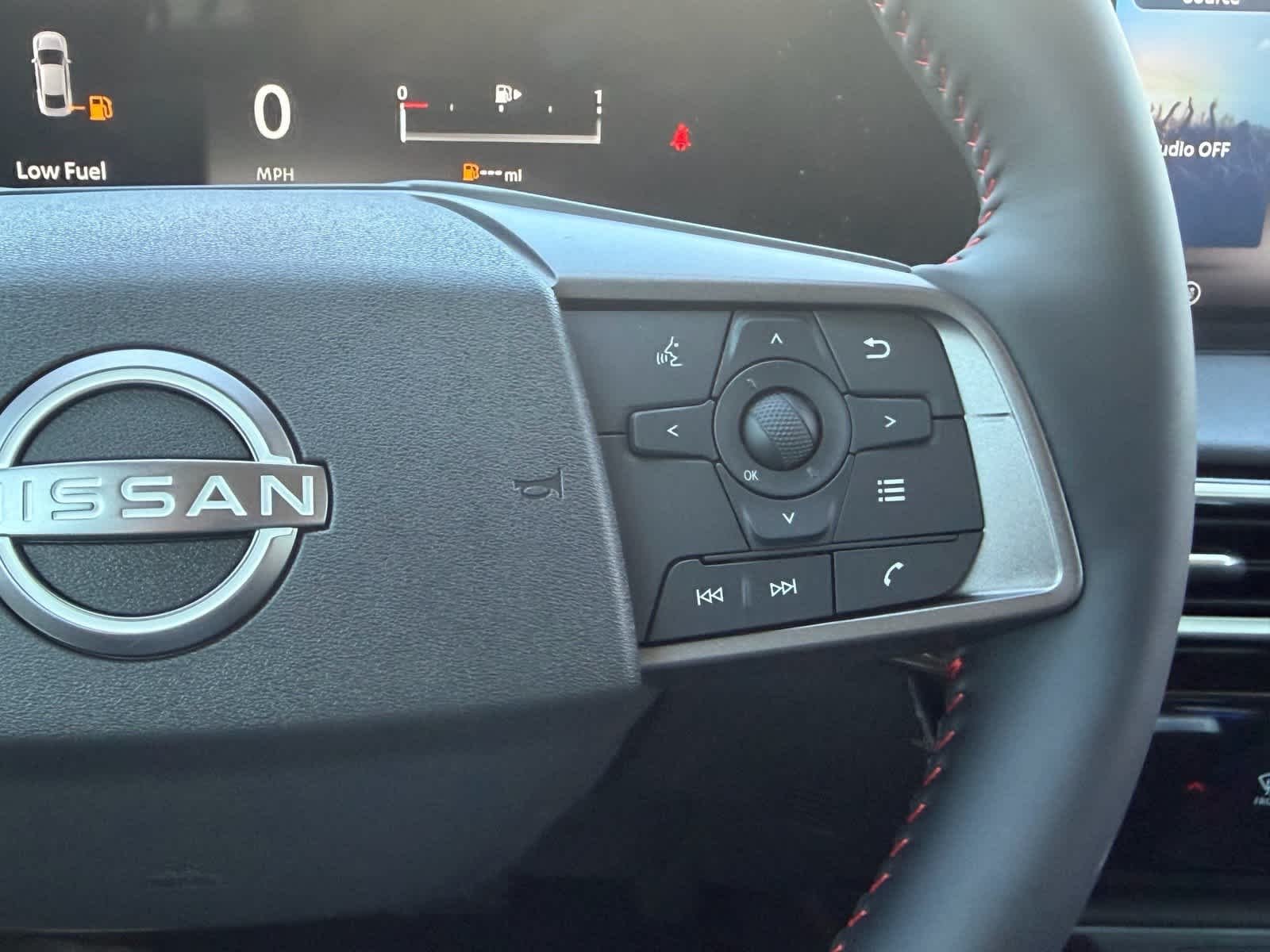 New 2027 Atlantic Gray Metallic/Super Black Nissan SR image 14