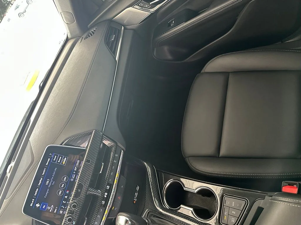 Used 2023 White Cadillac Luxury image 23