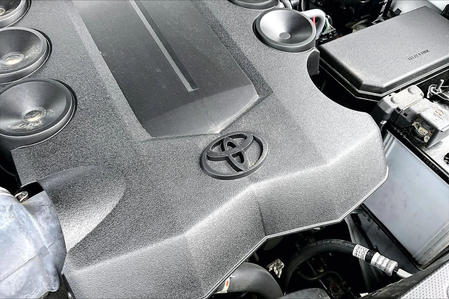 Certified Used 2023 Blizzard Pearl Toyota Limited image 31