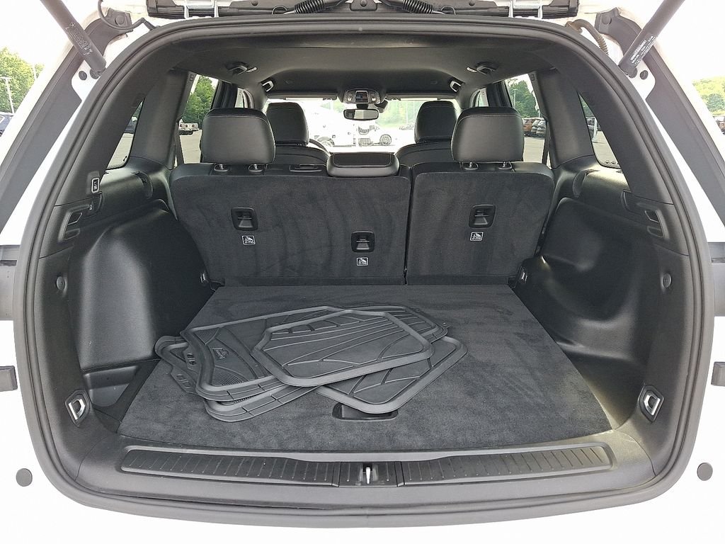 Used 2023 White Jeep Altitude X image 27