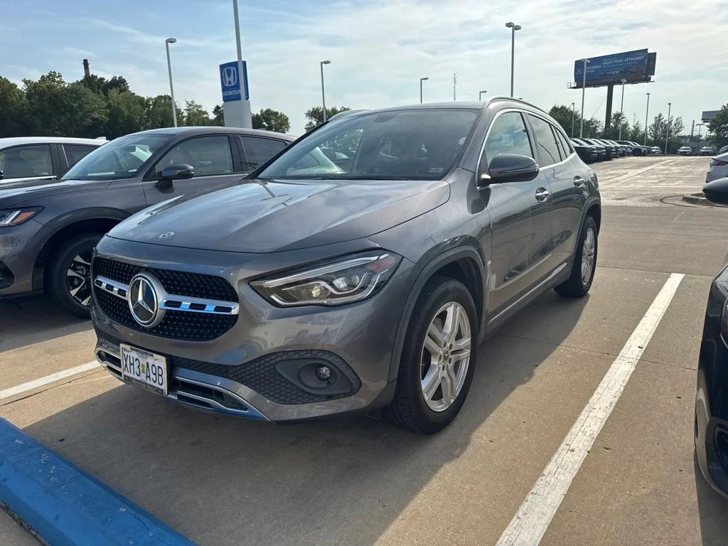 Used 2021  Mercedes-Benz GLA 250 image 3