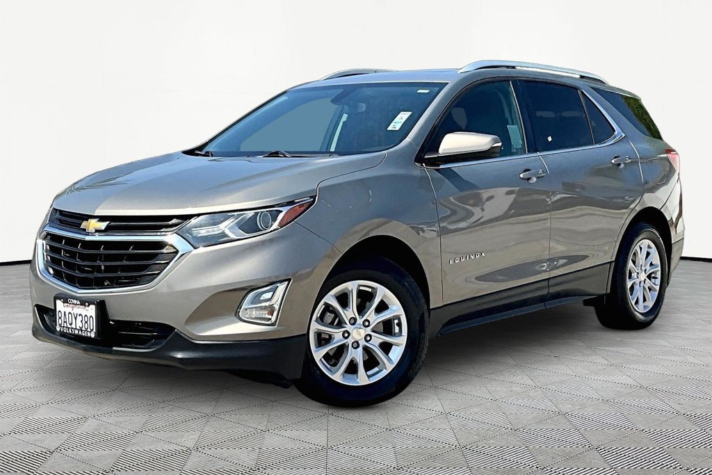 Used 2018 Gray Chevrolet LT image 3