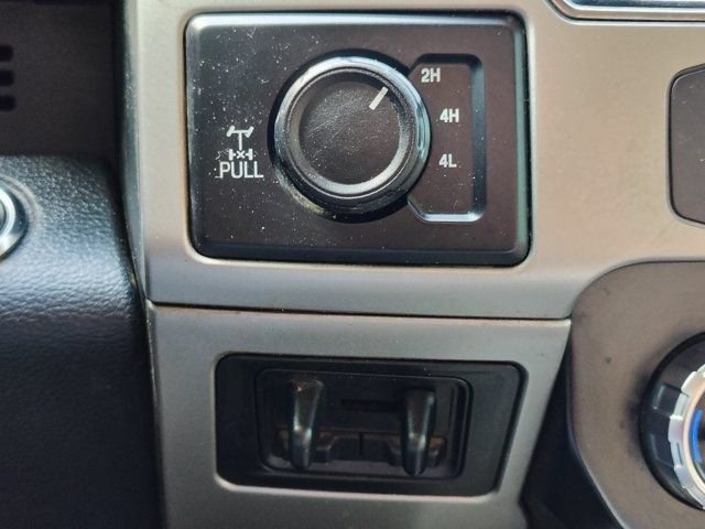 Used 2022 White Ford Lariat image 23