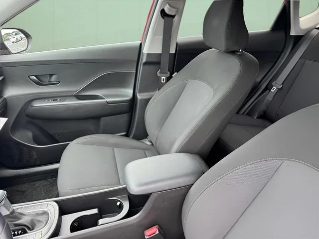 Used 2026 Red Hyundai SEL Sport image 9