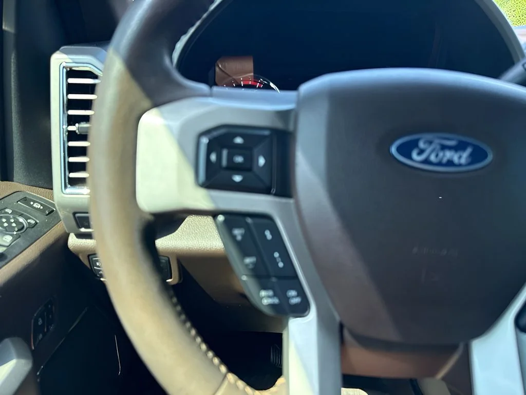 Used 2018 White Ford King Ranch image 17