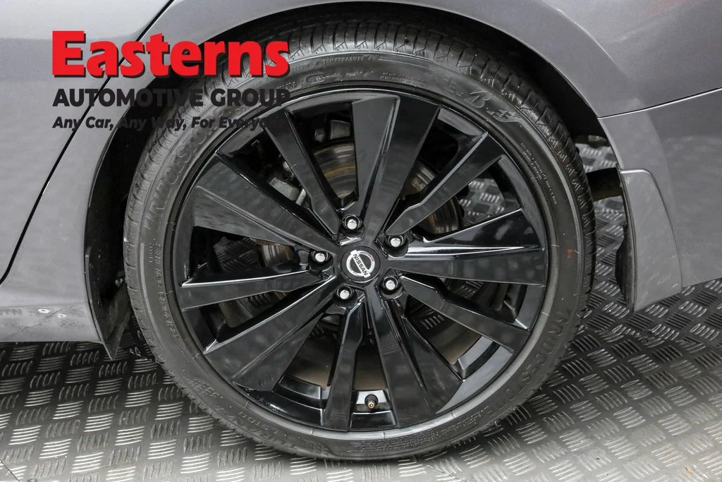 Used 2022 Gray Nissan 2.5 SR image 8