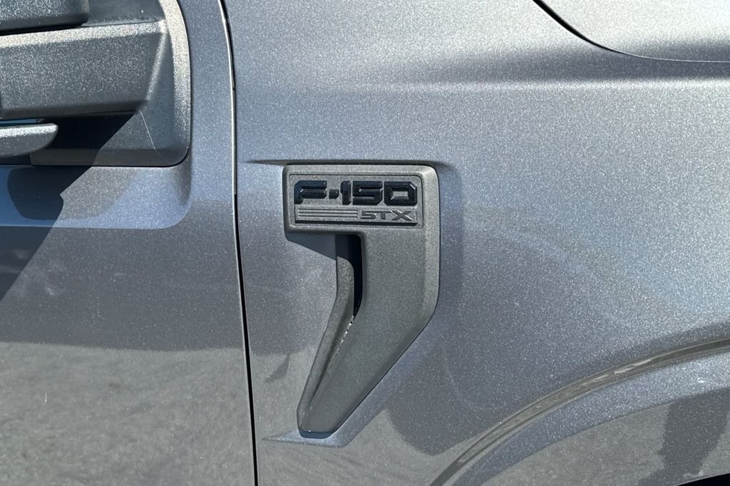 Used 2023 Gray Metallic Ford XL image 7