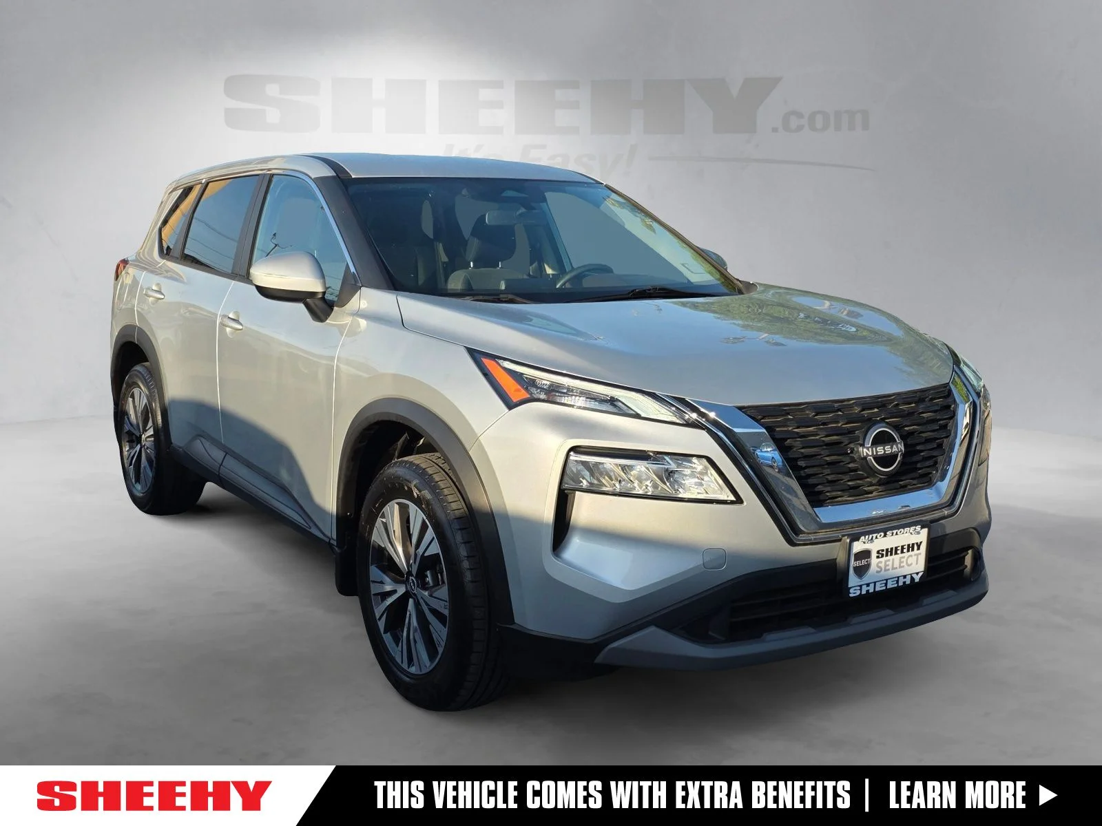 Used 2023 Silver Nissan SV image 1
