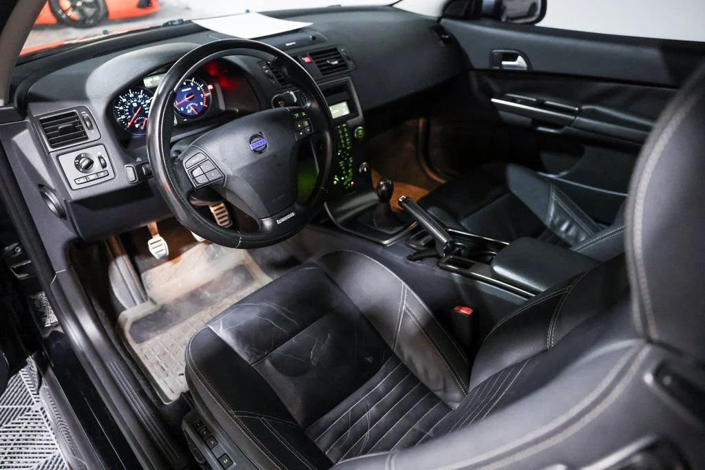 Used 2011 Black Volvo T5 R-Design image 29