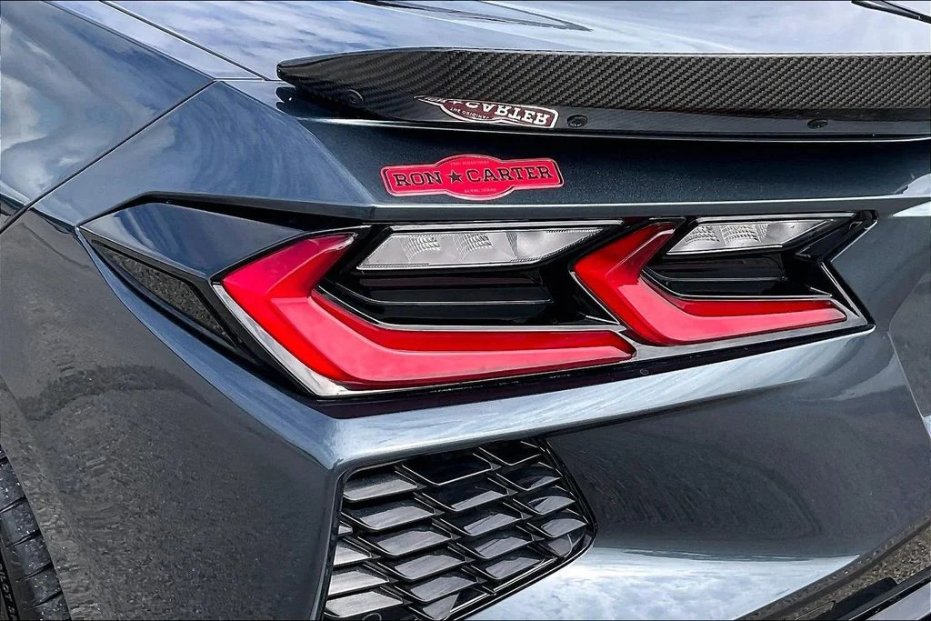 Used 2020 Gray Chevrolet Stingray image 18