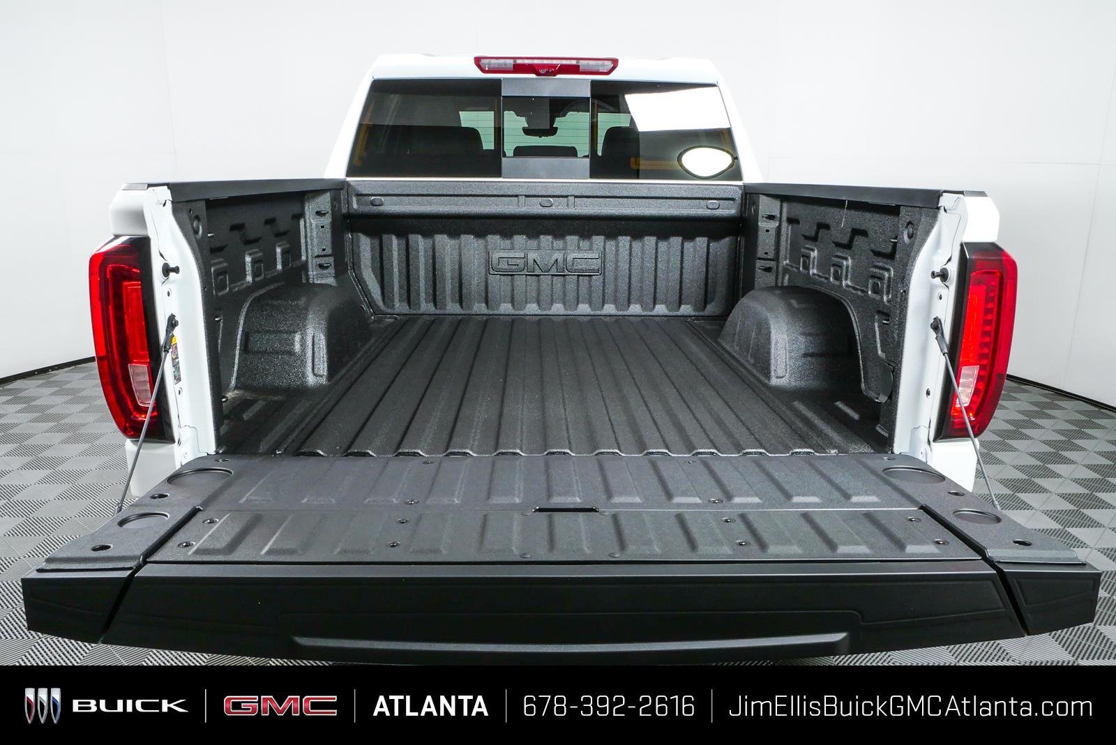 New 2026 Summit White GMC AT4 image 31