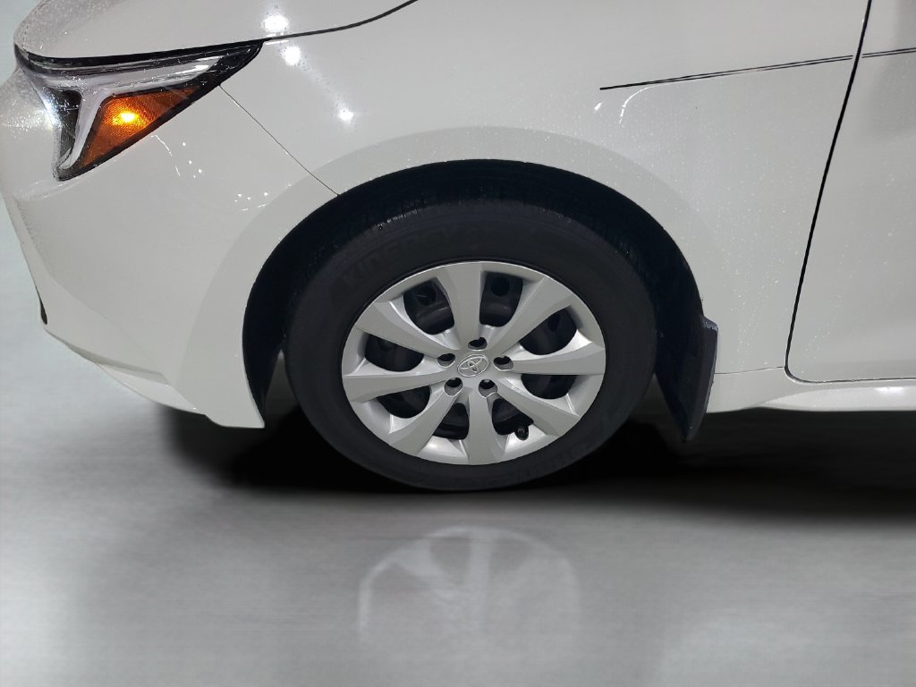 Used 2023 White Toyota LE image 24