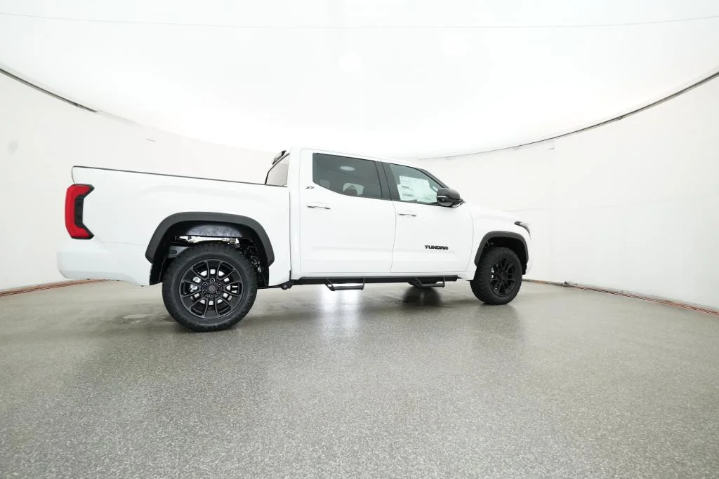 New 2026 Ice Cap Toyota SR5 image 36