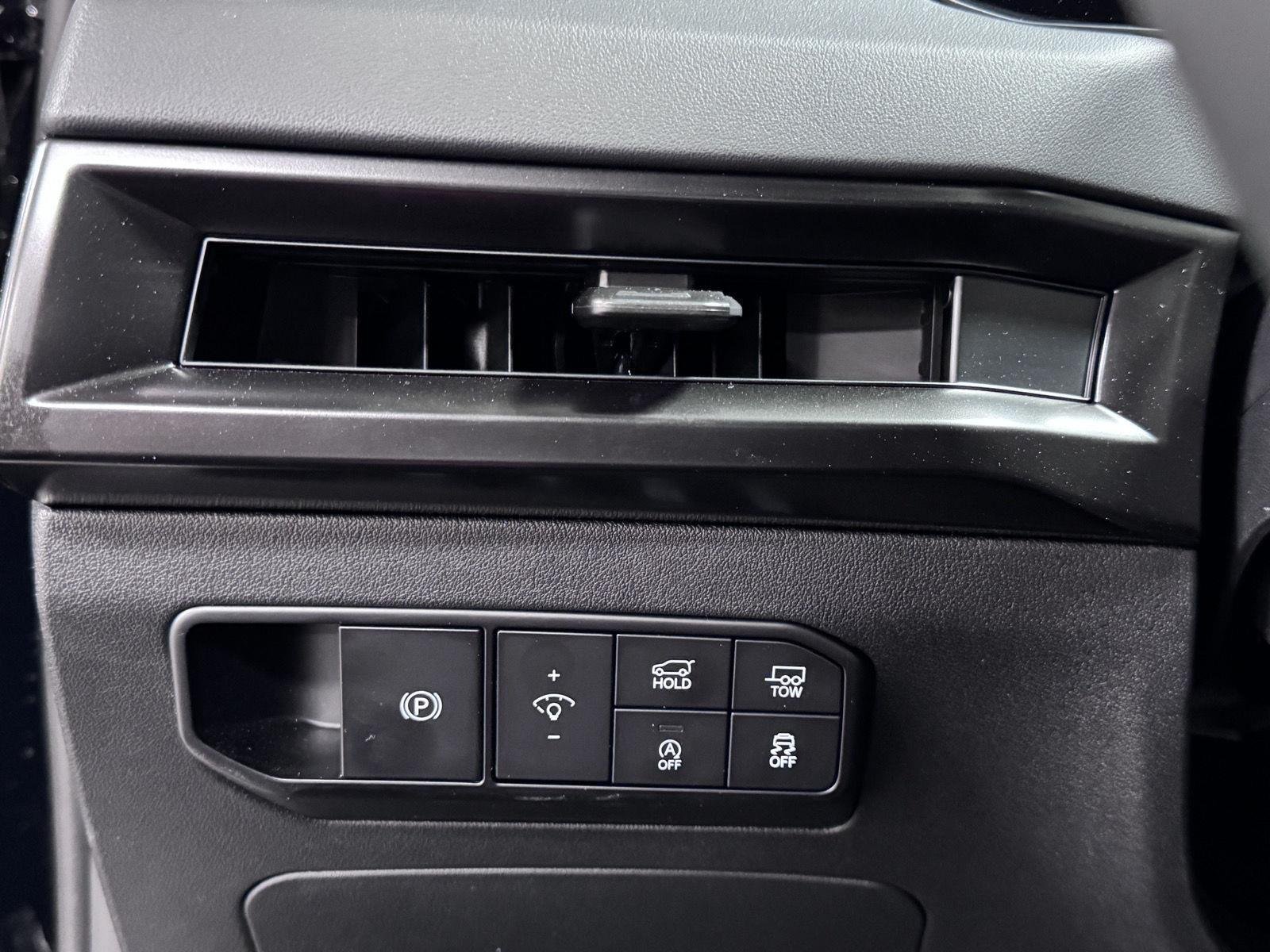 Used 2027 Ebony Black Kia X-Line EX image 26
