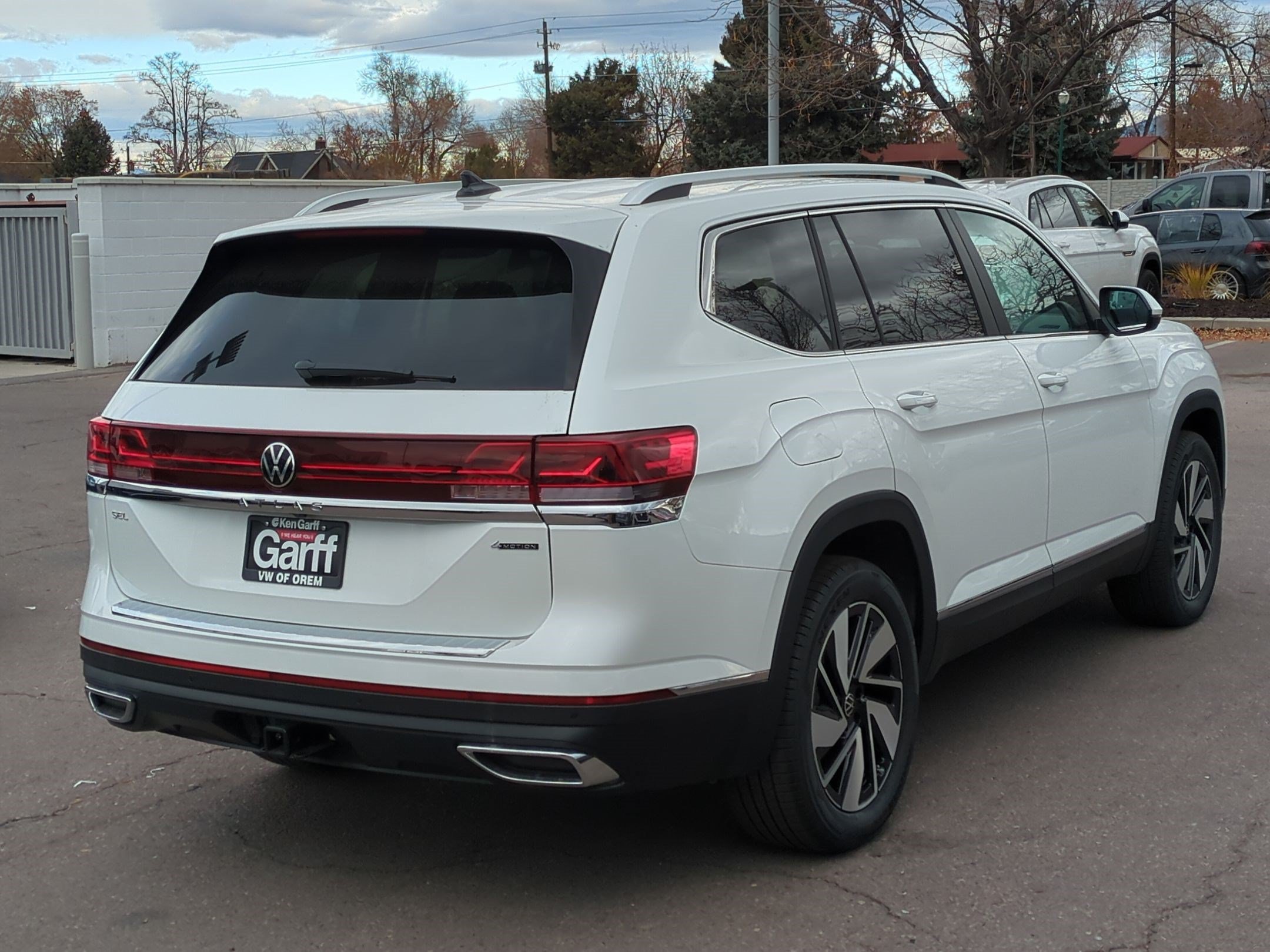 New 2026 Opal White Pearl Volkswagen 2.0T SEL image 3