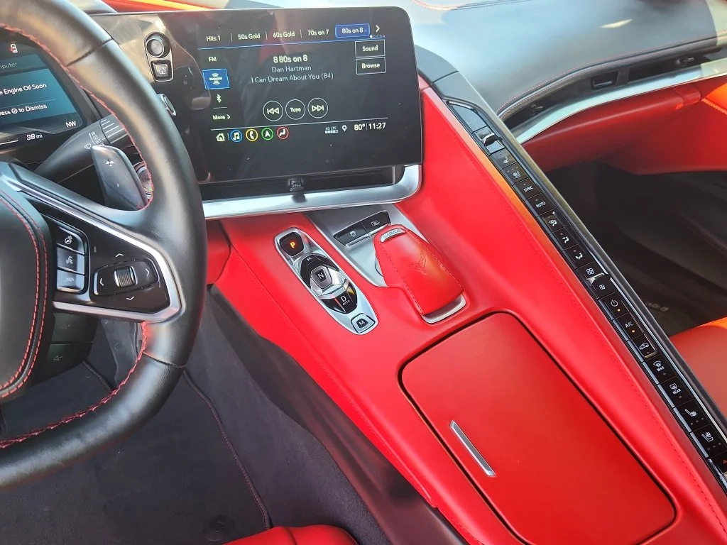 Used 2020 Red Chevrolet Stingray image 21
