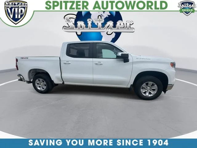 Used 2025 White Chevrolet LT image 11
