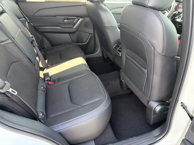 New 2026 Rhodium White Metallic Mazda 2.5 S Preferred AWD image 35