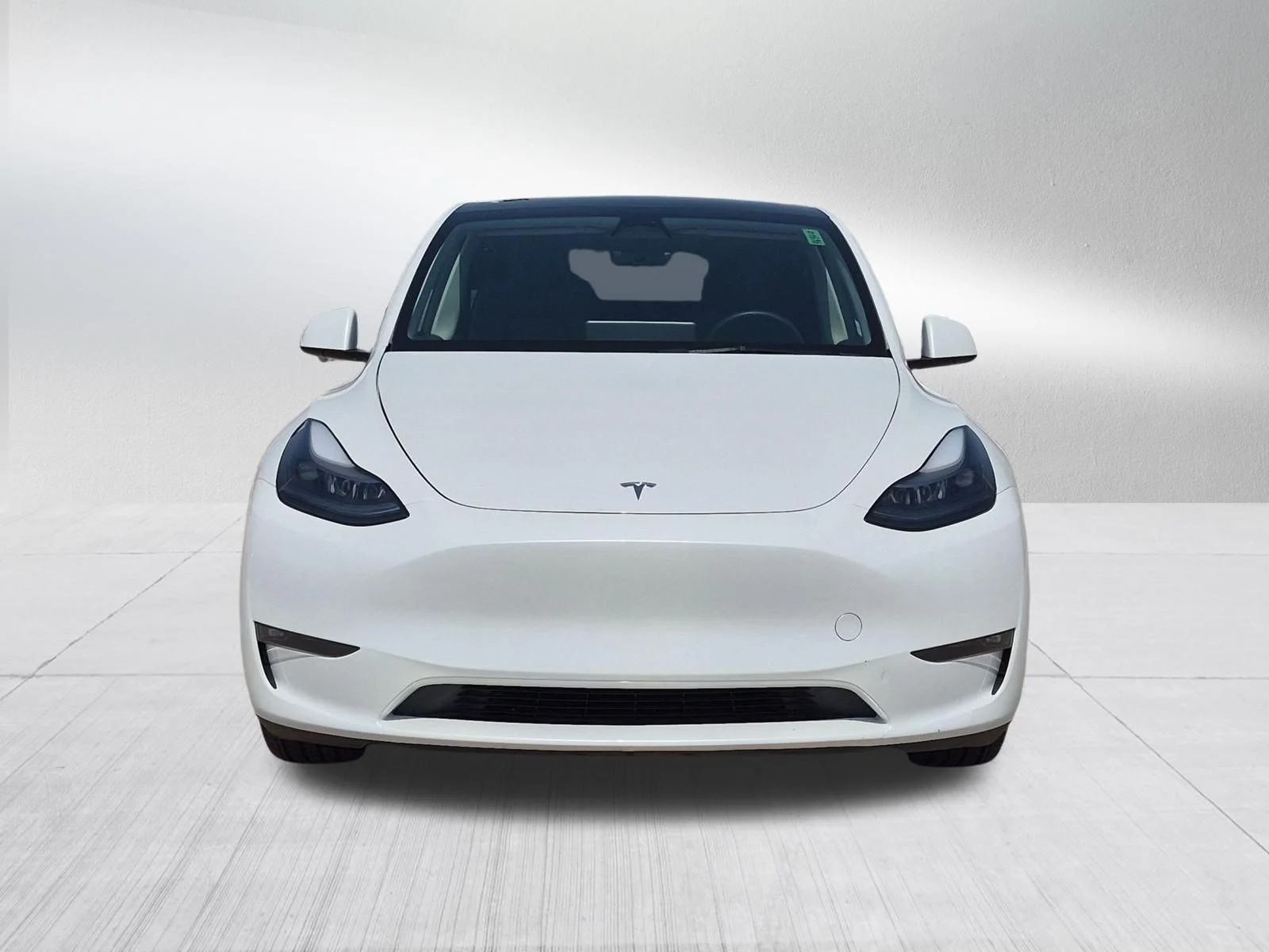 Used 2023  Tesla Long Range image 8