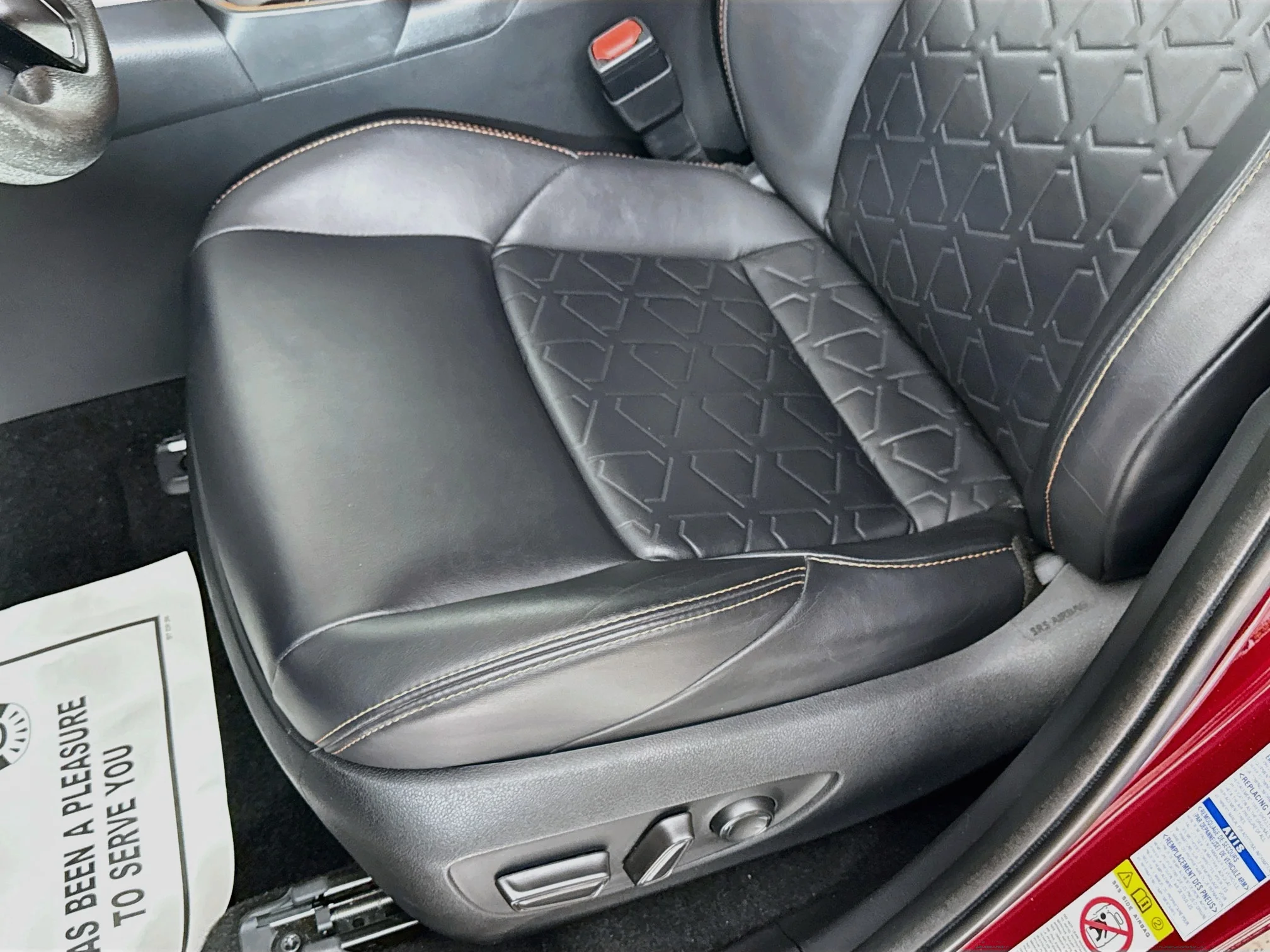 Used 2019 Ruby Flare Pearl Toyota Adventure image 18