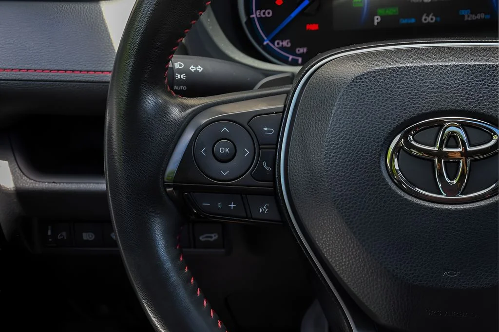 2021 Toyota RAV4 XSE - Photo 22