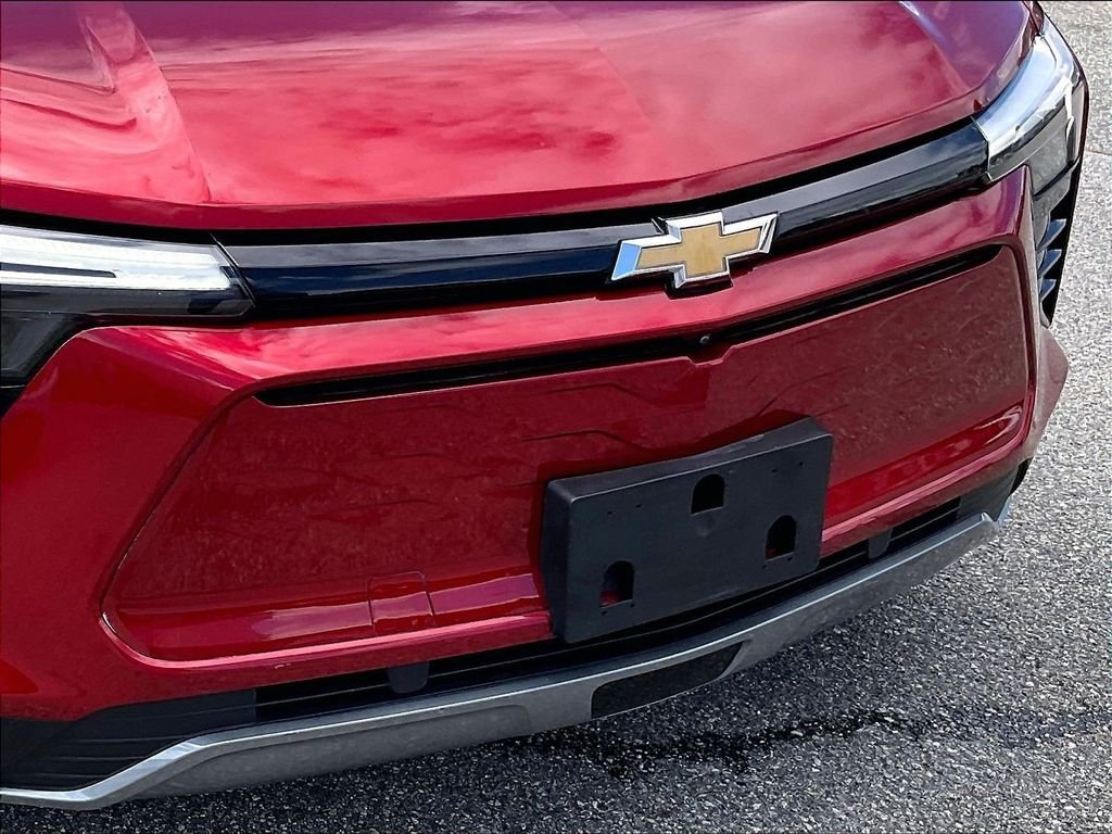 Used 2024 Red Chevrolet LT image 31